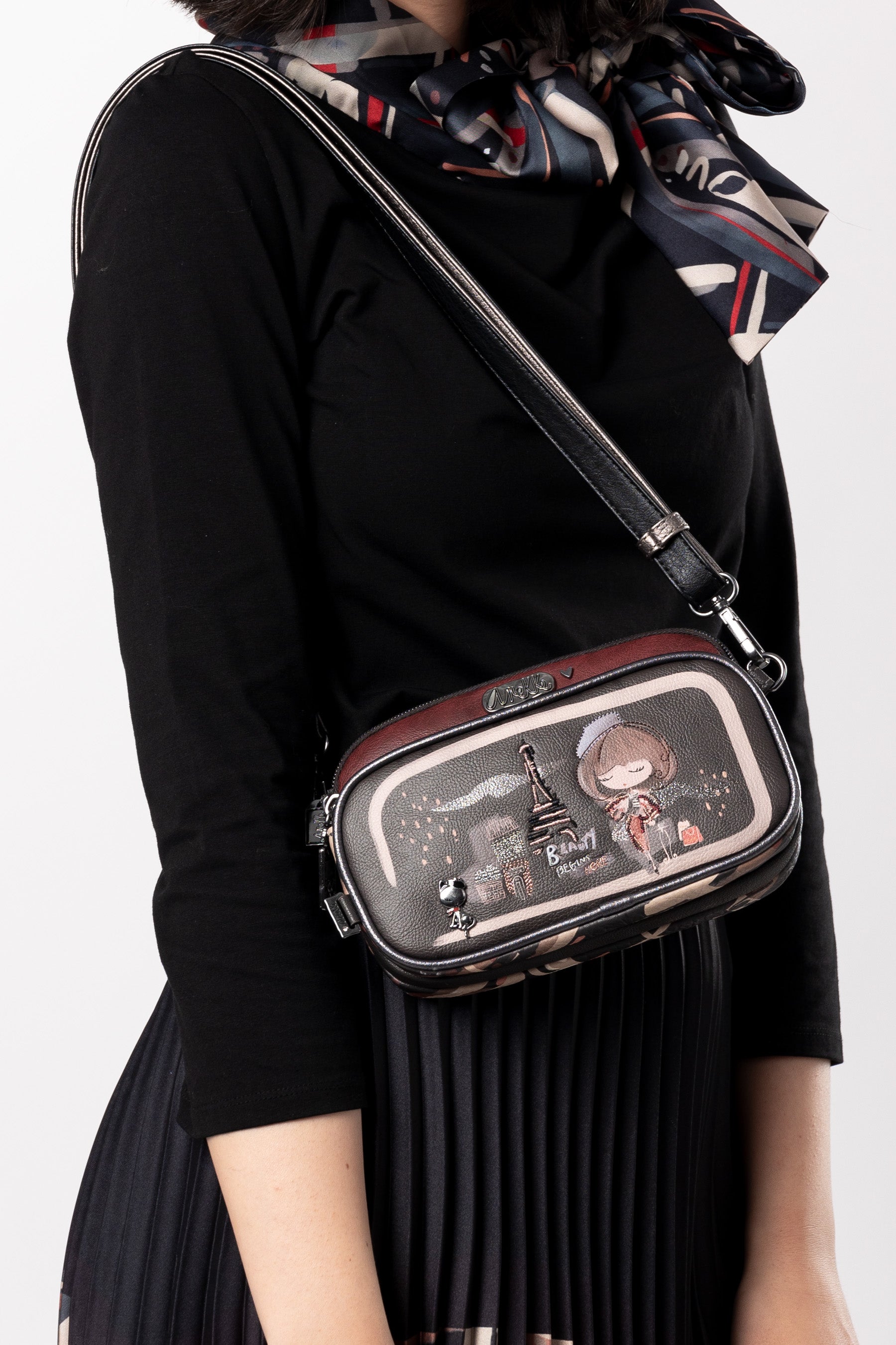 Sac bandoulière avec poche devant Mademoiselle
