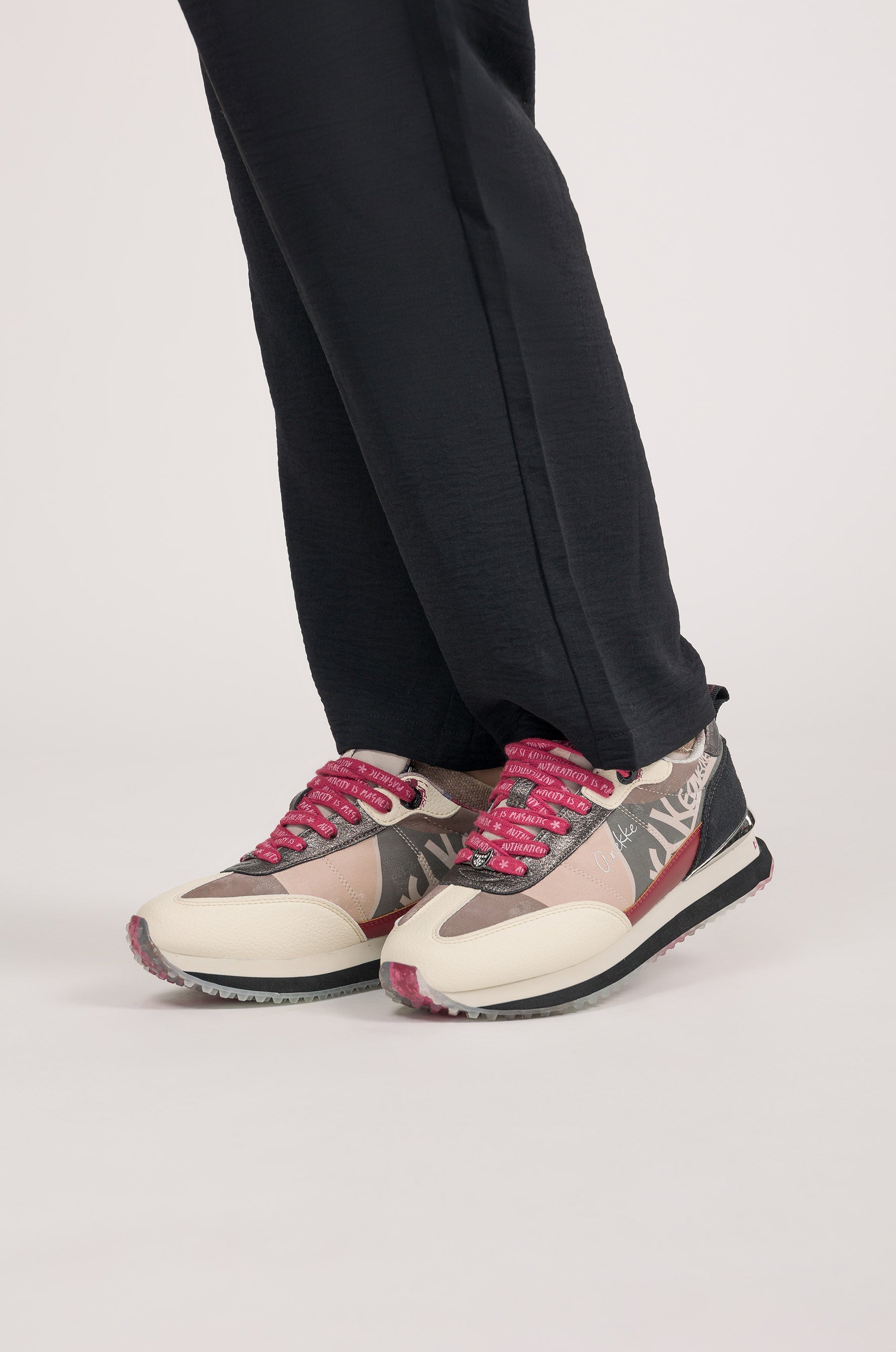 Sneakers roses et blancs