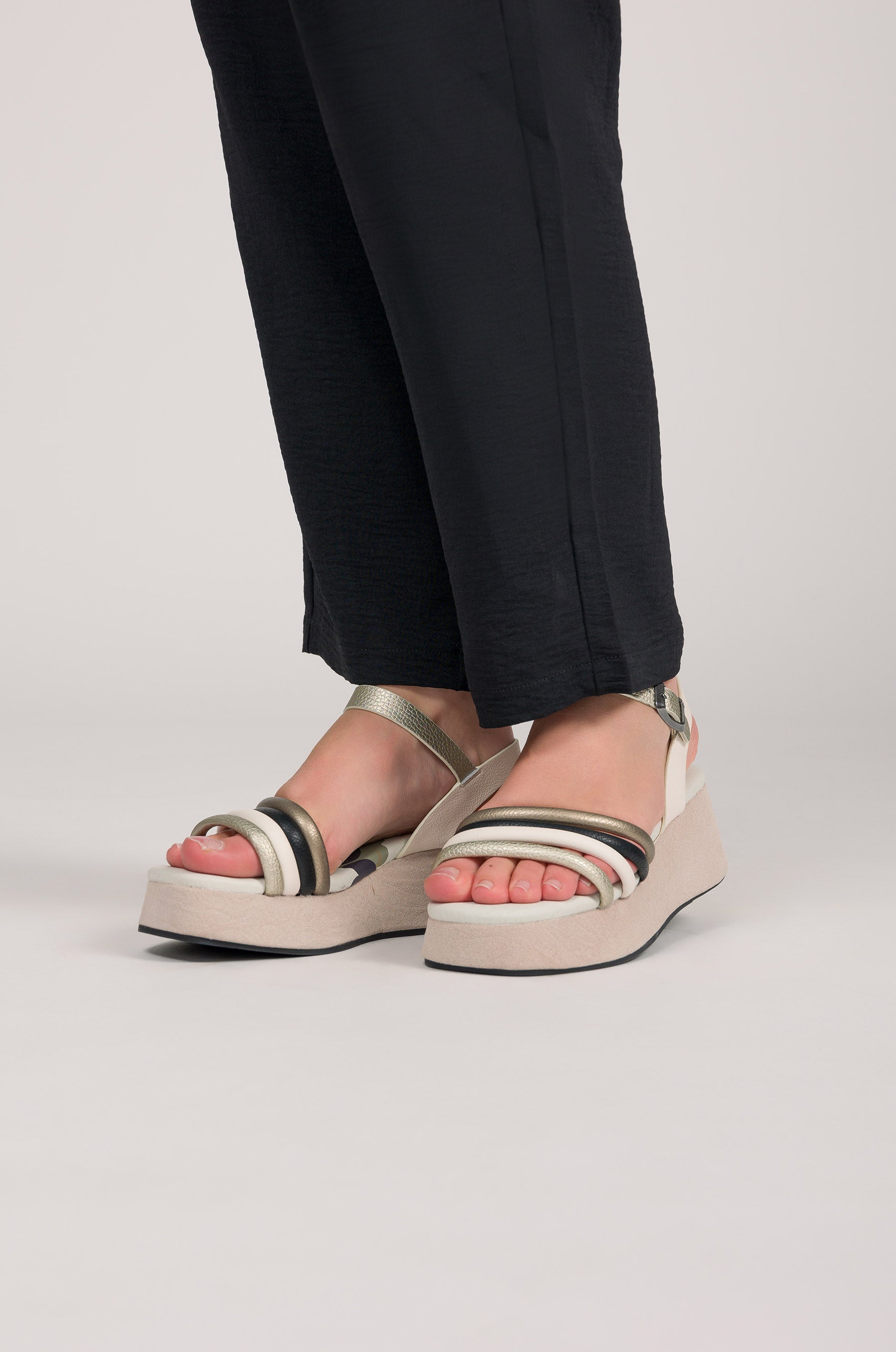 Sandales à plateforme beige