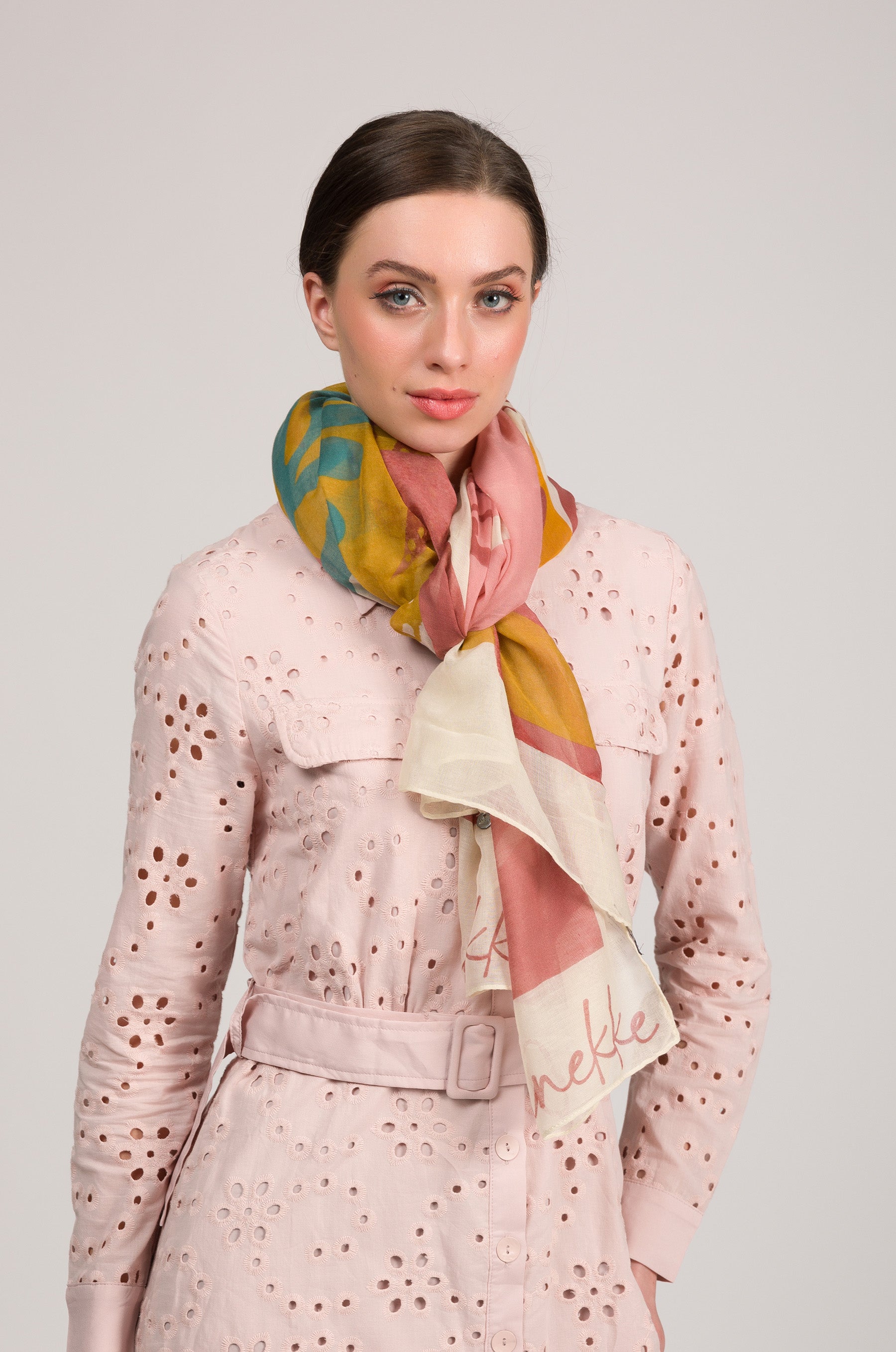 Foulard rose Muse