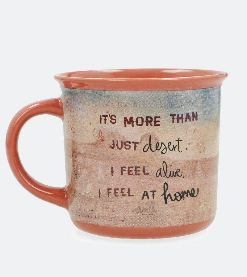 désert de la tasse en porcelaine