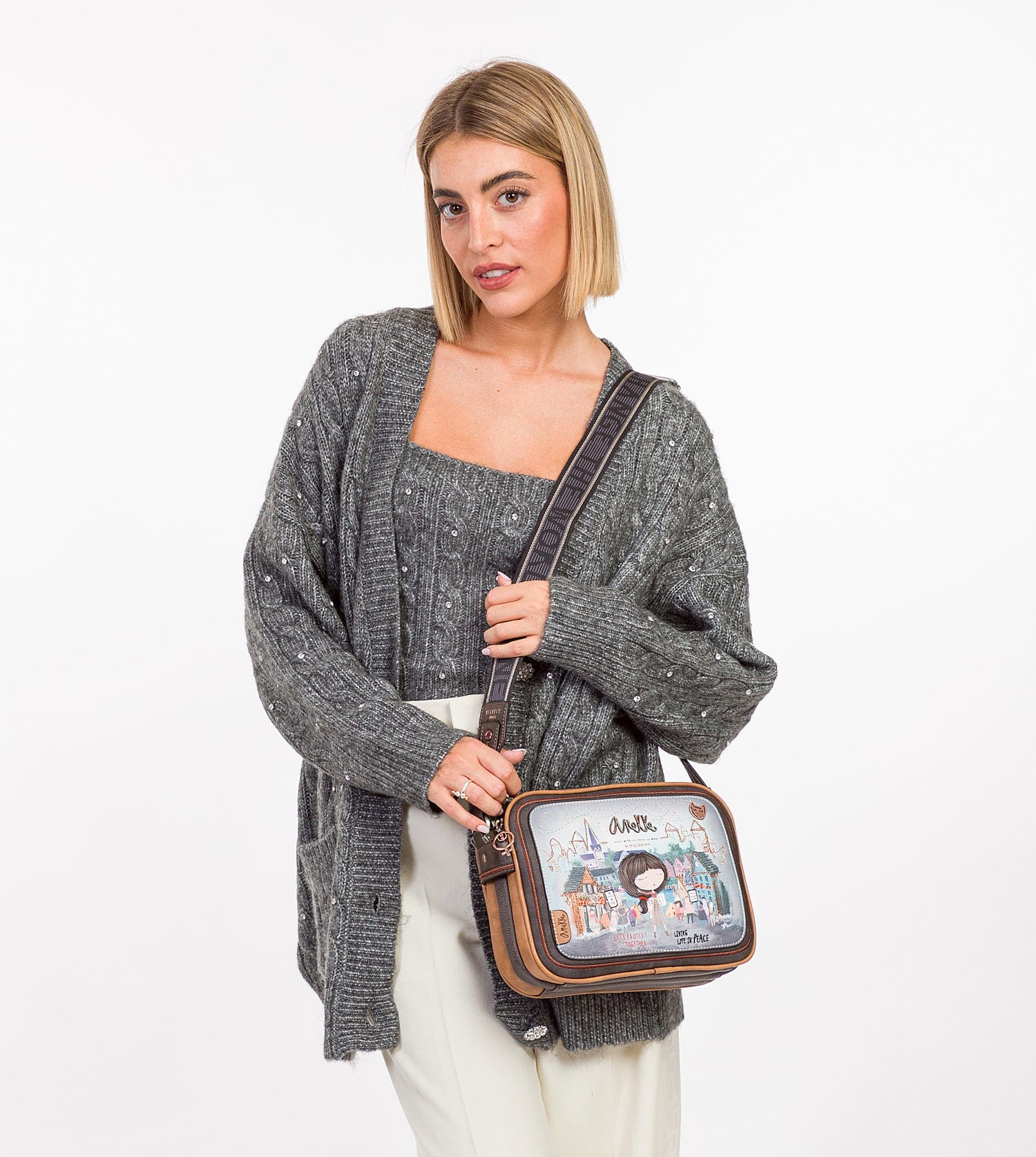 Voix du sac à bandoulière à triple compartiment